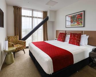 Ramada Suites by Wyndham Auckland Manukau Pacfic Centre - Manukau Central - Habitación