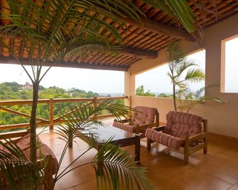 Goodlife Residence - Buyumbura - Balcón