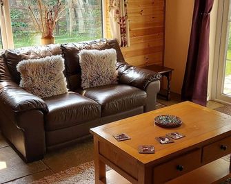 1 Bed Lodge-Sleeps 4-Pet Friendly-Free Parking - Hereford - Sala de estar