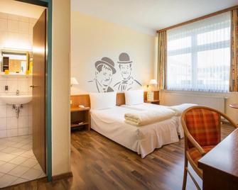 Hotel Amerika - Bad Schussenried - Bedroom