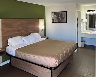 Quality Inn - Thomson - Bedroom