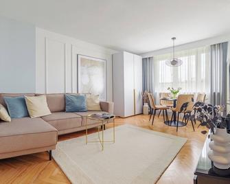 Victus Apartamenty, Apartament Mirage - Sopot - Sala de estar