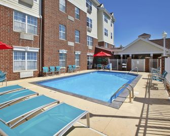 TownePlace Suites by Marriott Minneapolis-St. Paul Airport/Eagan - Eagan - Pool