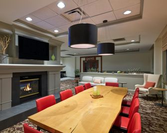Hilton Garden Inn Bloomington - Bloomington - Lobby