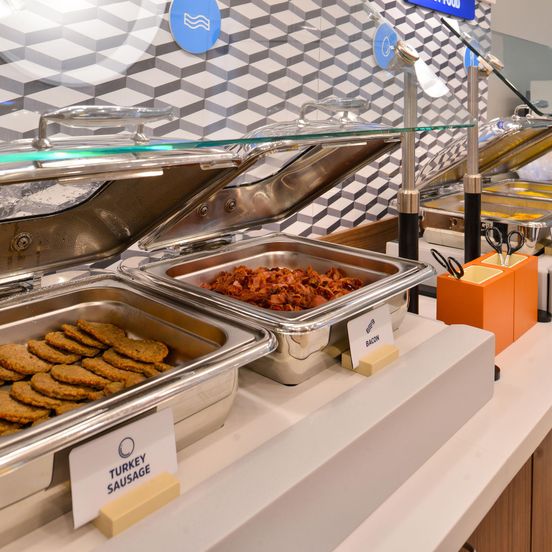 Buffet view of Holiday Inn Express & Suites Winchester