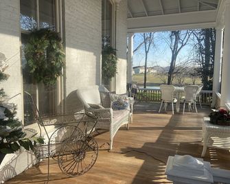 Susquehanna Manor Inn - Marietta - Patio