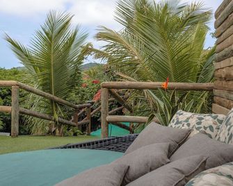 Grajagan Surf Resort - Ilha do Mel - Balcón