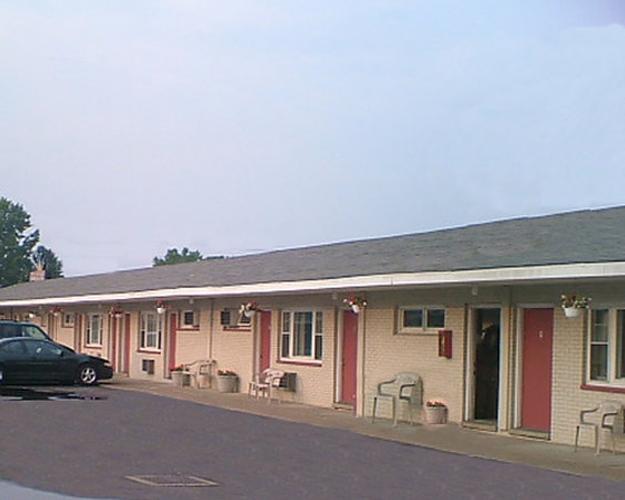 Red Carpet Inn Niagara Falls 54 1 1 3 Niagara Falls Hotel Deals Reviews Kayak