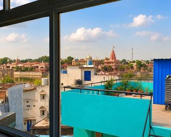 Hotel Shivay - Near Mahakal Mandir - Ujjain - Balcone
