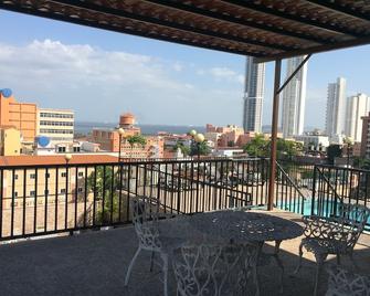 Hotel Costa Inn - Panama City - Balcony