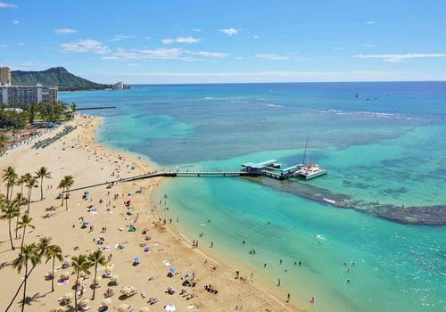 Hilton Hawaiian Village Waikiki Beach Resort from ₪738. Honolulu Hotel  Deals & Reviews - KAYAK
