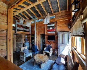 Cabañas Rústicas Pucón Río Trancura - Pucón - Salon