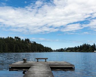 Inn on Long Lake - Nanaimo