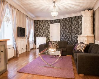 Grand Hotel Lysekil - Lysekil - Wohnzimmer