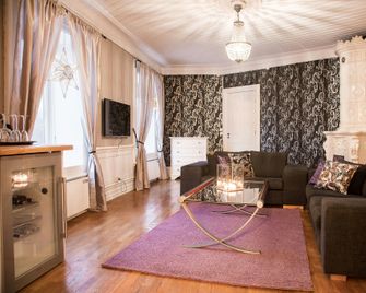 Grand Hotel Lysekil - Lysekil - Living room