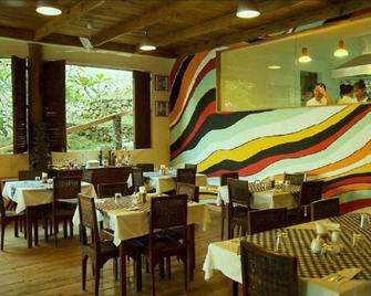 Angelina Beach Hotel - Daanbantayan - Restaurant