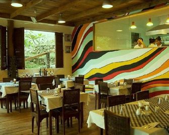 Angelina Beach Hotel - Daanbantayan - Restaurant