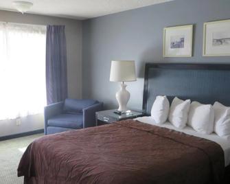Hotel Salina Beaumont Ca - Beaumont - Bedroom