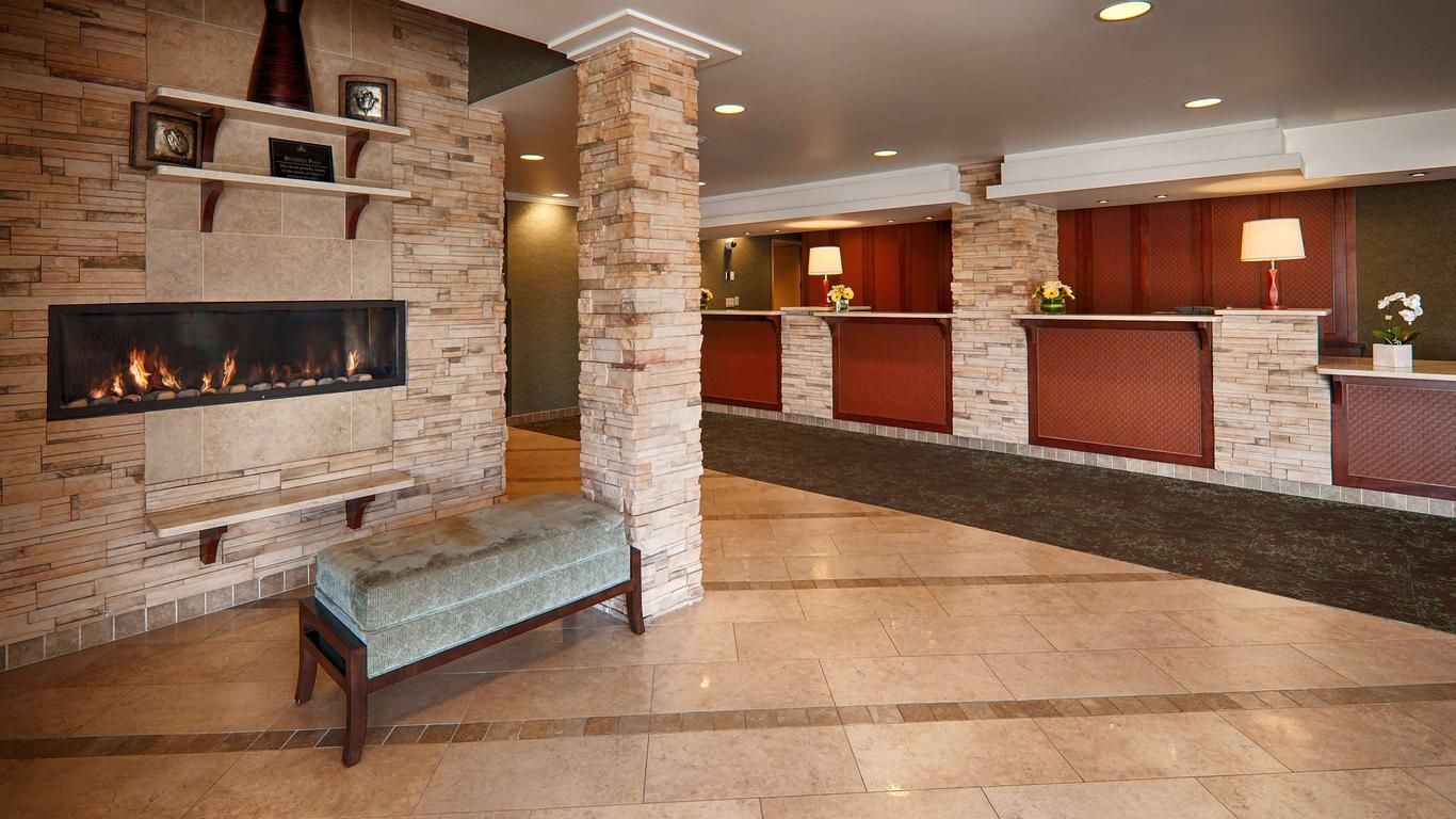 Best Western Plus Langley Inn