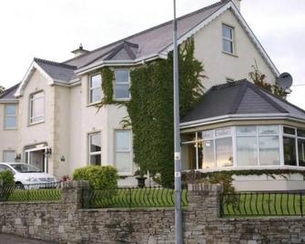 Caldra B&B - Buncrana - Building