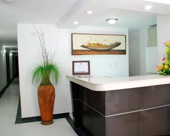 Hotel Marovi - Santa Marta - Recepción