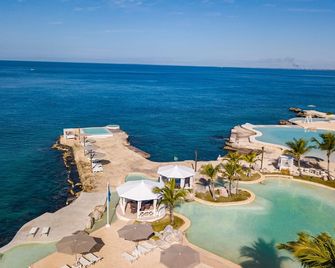 Tracadero Beach Club & Holidays Rentals - San Rafael del Yuma