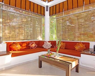 Zen Premium Lovina Damai Hill Side - Buleleng - Living room