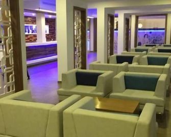 Hotel Les Palmiers - Munastır - Salon