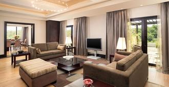 Mak Albania Hotel - Tirana - Sala de estar