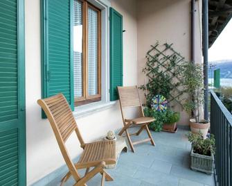 Enticing Apartment in Stresa With Balcony & Lake Views - Stresa - Balcony