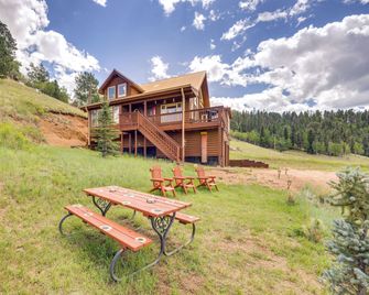 Lakefront Divide Cabin with Game Room! - Woodland Park