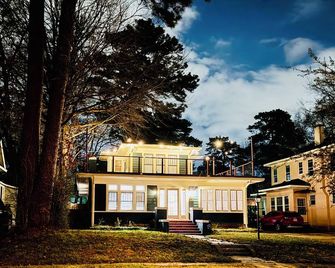 The Bungalow• Historic • Modern 4/2 in Highland - Shreveport - Building