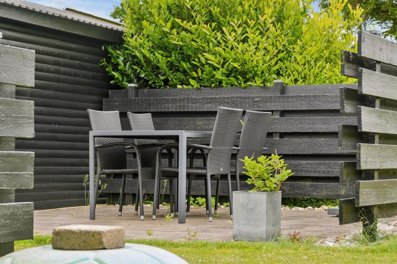 Nordic style summer house for two – Bogense