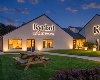 Kyriad Lannion-Perros-Guirec - Lannion - Gebouw