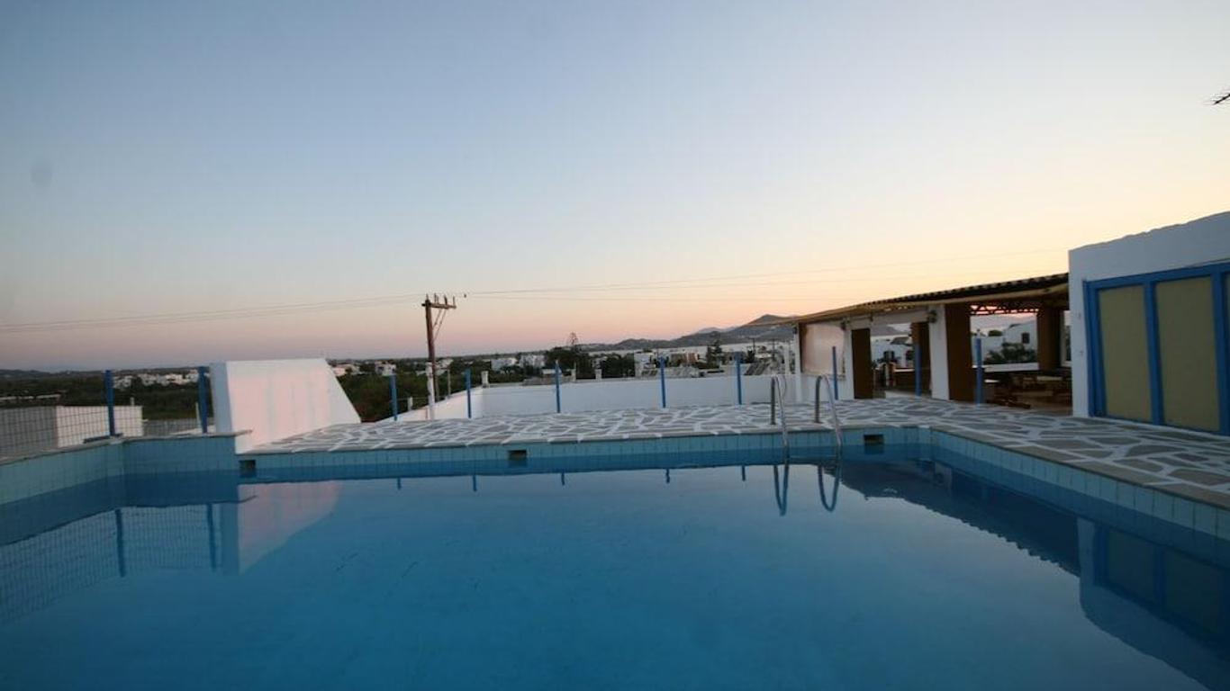 Mare Naxia Hotel