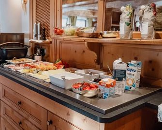 Hotel Flora - Selva di Val Gardena - Buffet