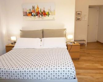 B&B Floridiana - نابليس - غرفة نوم