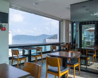 Skylight Bnb - Nantou City - Restaurante