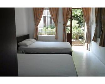 Long Chau Resort - Ham Tan - Bedroom