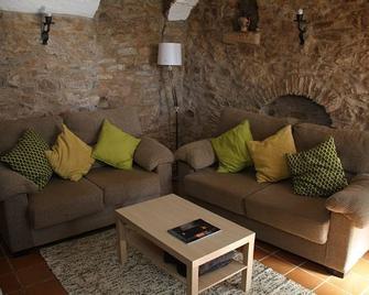 Self catering Mas Cases for 9 people - Regencós - Wohnzimmer