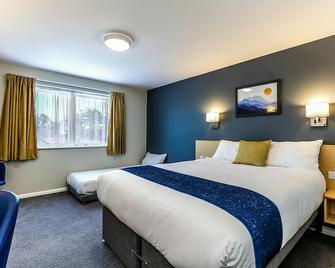 Days Inn by Wyndham Sedgemoor M5 - Axbridge - Schlafzimmer