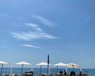 Beau Studio en plein centre de Menton - Menton - Beach