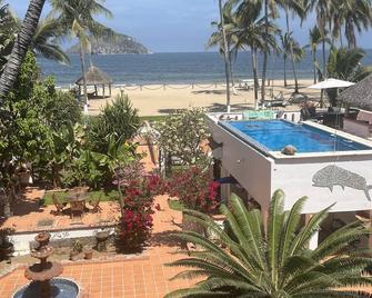 One bedroom oceanfront guesthouse. - Peñita de Jaltemba