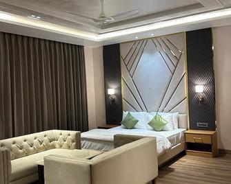 Mayur Simran - Rājpura - Bedroom