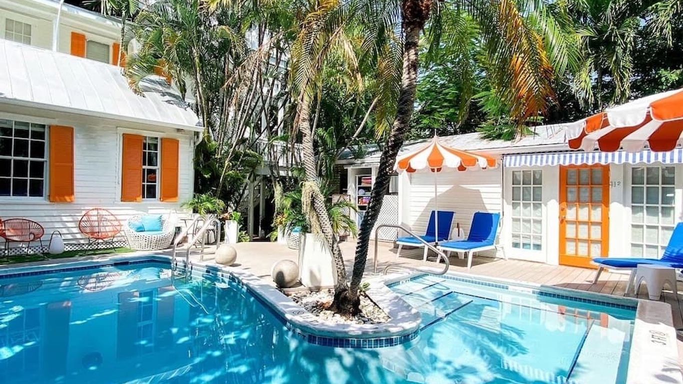 Marreros Guest Mansion - Adult Only