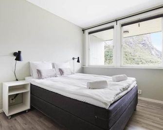 Trolltunga Aparthotel - Tyssedal - Bedroom