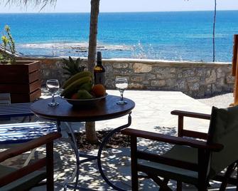 Paraktio Beach Apartments - Kiotari - Balcony