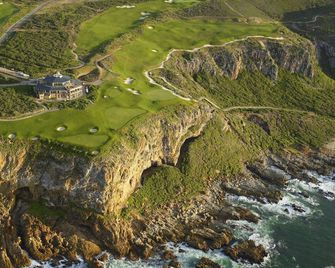 Garden Route Hotel - Моссел-Бей - Вигляд зовні