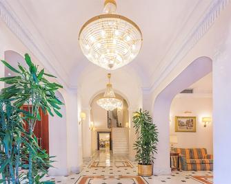 Raeli Hotel Lux - Roma - Lobby