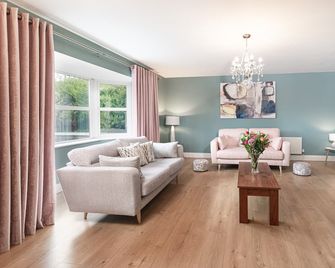 Caravogue House - Trim - Huiskamer